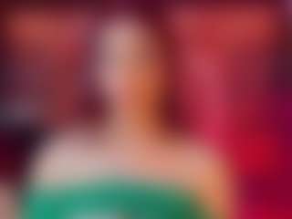 Live cam show with emeli-roushot - Tease on Fling VIP Chat