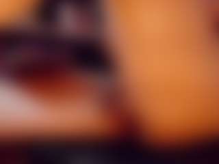 Show en direct avec emeli-roushot - Black Hair sur Camsoda