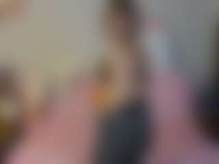 Live cam show with Mia - Joi on Camsoda
