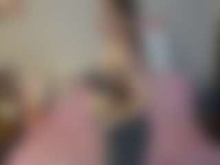 Mia's Live Sex Cam Show