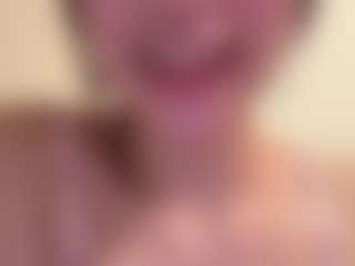 evy019's Live Sex Cam Show