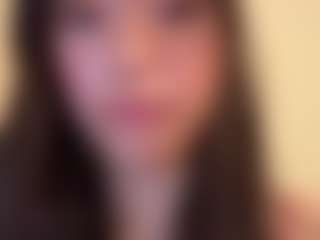 evy019's Live Sex Cam Show