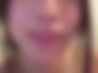 evy019's Live Sex Cam Show