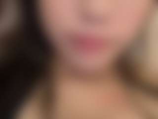evy019's Live Sex Cam Show