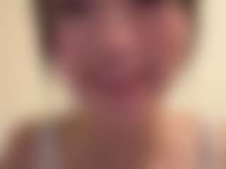 evy019's Live Sex Cam Show