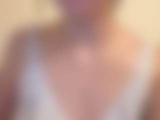 evy019's Live Sex Cam Show