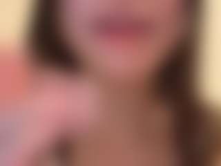 evy019's Live Sex Cam Show