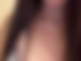 evy019's Live Sex Cam Show