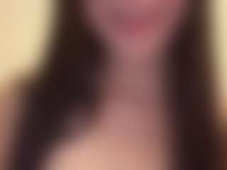 evy019's Live Sex Cam Show