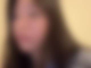 evy019's Live Sex Cam Show