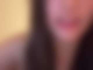 evy019's Live Sex Cam Show