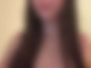 evy019's Live Sex Cam Show
