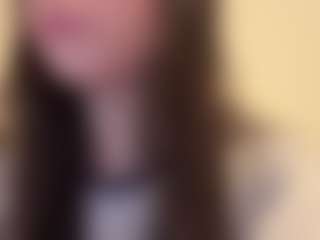 evy019's Live Sex Cam Show