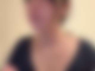 evy019's Live Sex Cam Show