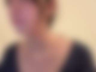 Live cam show with evy019 - Mobile on Camsoda