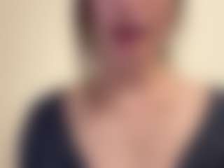 evy019's Live Sex Cam Show