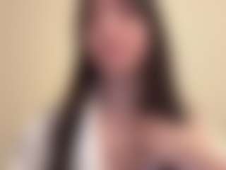 Live cam show with evy019 - Landingstrip on liverealitysex.com