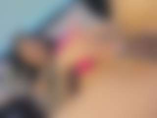 Freya Naughtiness's Live Sex Cam Show