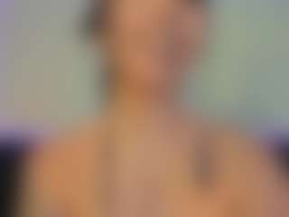 Freya Naughtiness's Live Sex Cam Show
