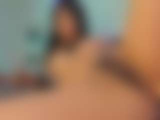 Live cam show with Freya Naughtiness - Petite on Camsoda