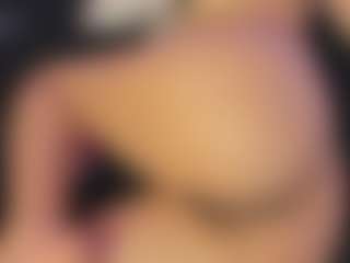 Freya Naughtiness's Live Sex Cam Show