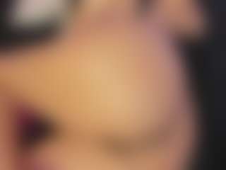 Freya Naughtiness's Live Sex Cam Show