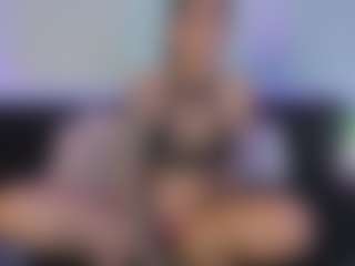 Live cam show with Freya Naughtiness - Tittyfuck on Camsoda