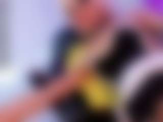 Gabyqueen70's Live Sex Cam Show