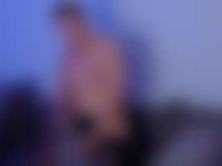 Live cam show with MonicaErotic - Striptease on Camsoda