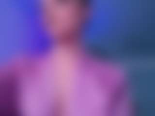 Live cam show with MonicaErotic - Average on Ass Tok
