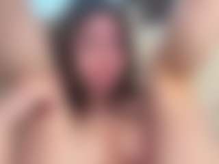 Live cam show with OdiliaDodson - Striptease on Milfs Live