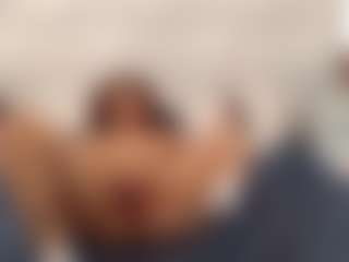 RebeccaMils's Live Sex Cam Show