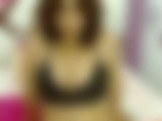 Live cam show with RebeccaMils - Striptease on StripNow