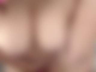 Live cam show with RebeccaMils - BBW on CSO-WL