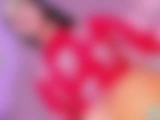 Live cam show with Vanessapintoo - Average on CamwithHer