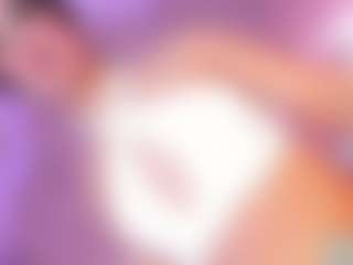 Live cam show with Vanessapintoo - Orgasm on Livezox
