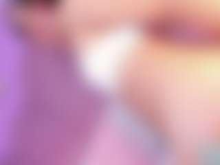 Live cam show with Vanessapintoo - Anal Toys on Livezox