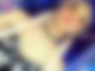 Live cam show with Zara-gill - Black Hair on SquirtSoMuch