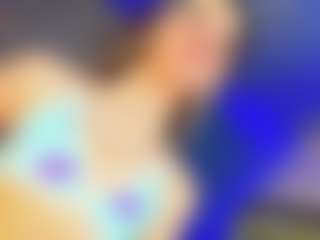 Live cam show with Zara-gill - Flat Chested on Camsoda
