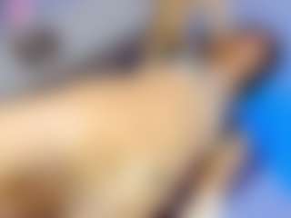 Live cam show with Zara-gill - No Smoking on Camsoda