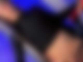 Live cam show with Zara-gill - Black Hair on Camsoda