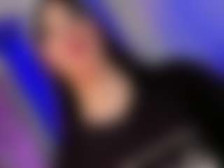 Live cam show with Zara-gill - Black Hair on Camsoda