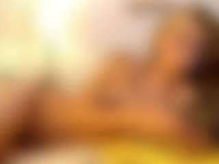 Amira Noire's Live Sex Cam Show