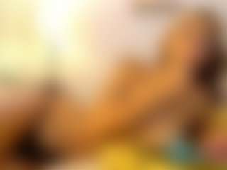 Amira Noire's Live Sex Cam Show