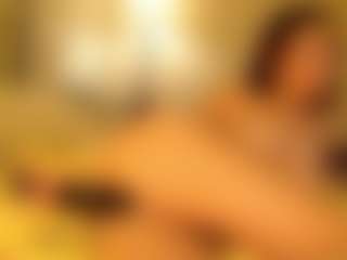 Live-camshow met Amira Noire - Dirty op Camsoda