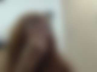Live cam show with BustyXMilf - Average on sexylive.show