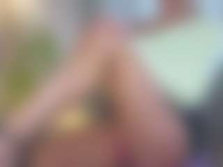 Live cam show with Lisa - Blonde Hair on mypornchat.com