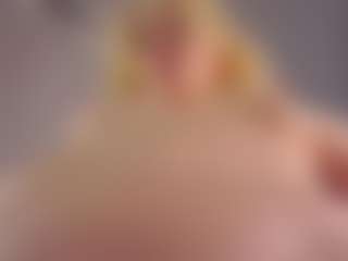 BonnieHenley's Live Sex Cam Show