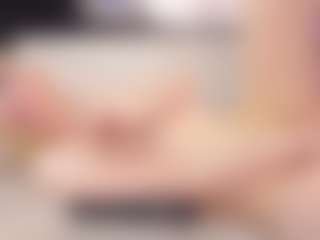 BonnieHenley's Live Sex Cam Show