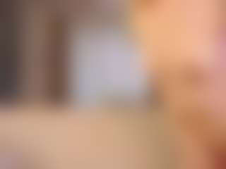 BonnieHenley's Live Sex Cam Show